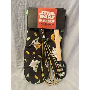 NEW‎ Disney Star Wars the Mandalorian Halloween 3 Piece Kitchen Set